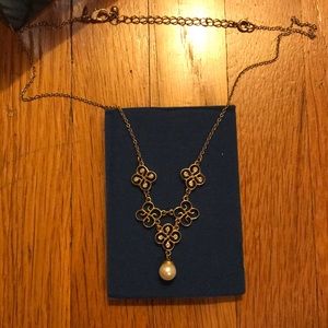 Romantic pearlesque drop necklace gift set necklaces Avon necklace